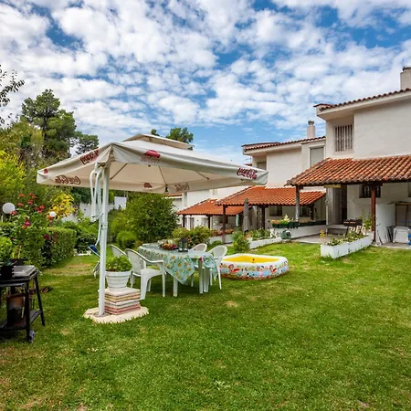 Onar Holiday Near The Beach